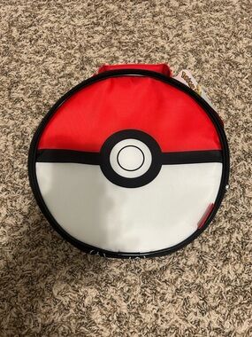 Thermos Kids Round Lunch Bag - Red, White, Black